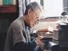 她是楊絳的母親，不做保姆式主婦，比63年美滿婚姻的女兒還幸福