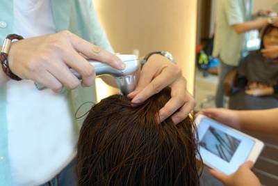 蘆洲美髮推薦-Jie hair salon，專業頭皮養護，讓頭皮放鬆 毛囊好清爽，告別油頭味 養出漂亮好髮質