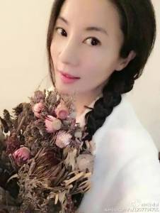 她30歲開始健身，50歲身材秒殺維密超模，如今比20歲還要美！