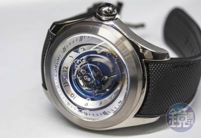 【Baselworld 2018】旋轉泡泡！CORUM Bubble 47 Central Tourbillon