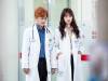 韓劇《Doctors》朴信惠白袍下的成熟性感穿搭